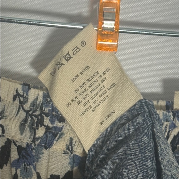 SPELL Elle Midi Skirt Floral Blue and White Size Small - Picture 10 of 10